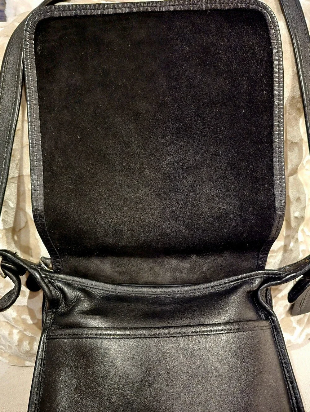 VINTAGE COACH, Black Leather Crossbody Messenger Bag